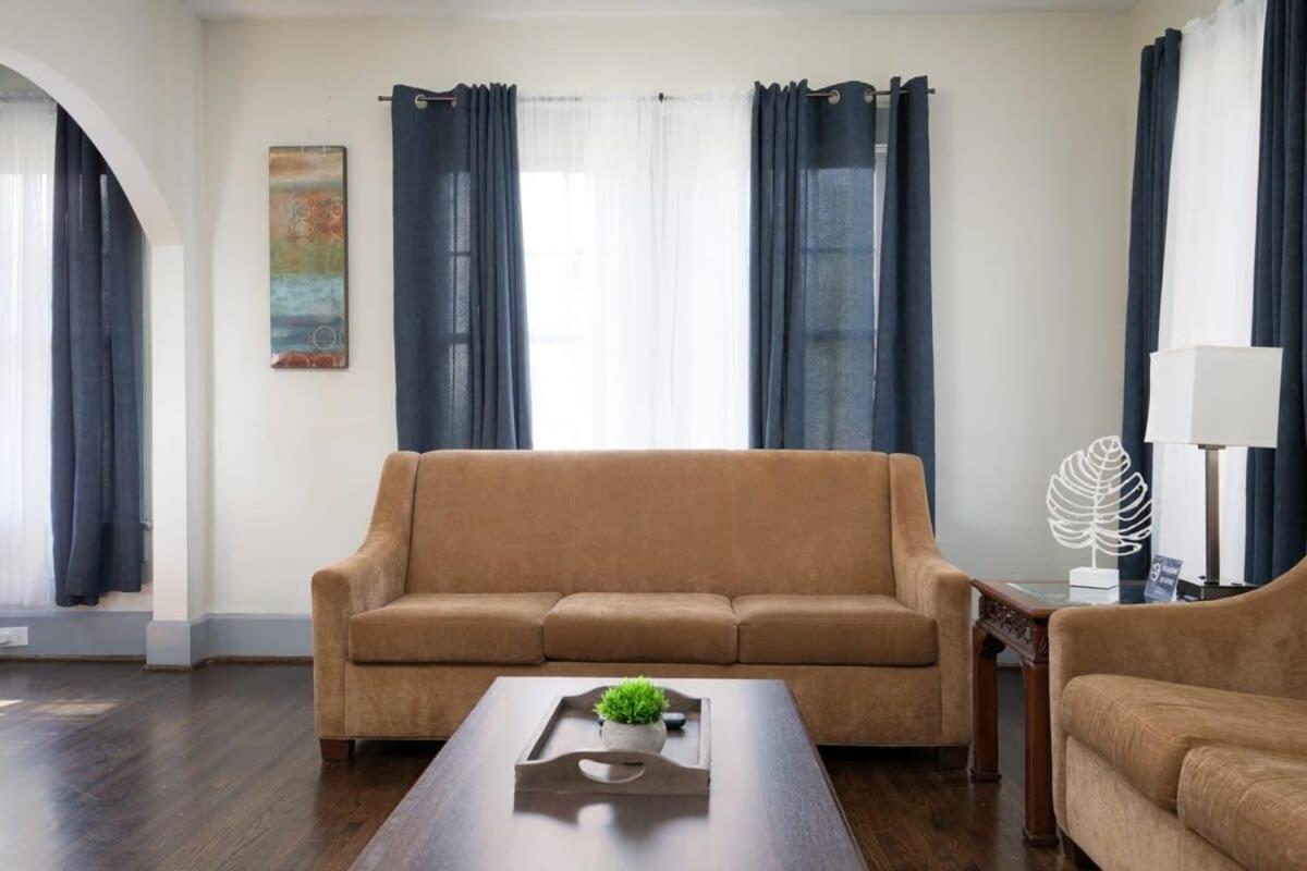 East Lake Stunner-Located At The Foot Of The Ruffner Mountains Μπέρμινχαμ Εξωτερικό φωτογραφία