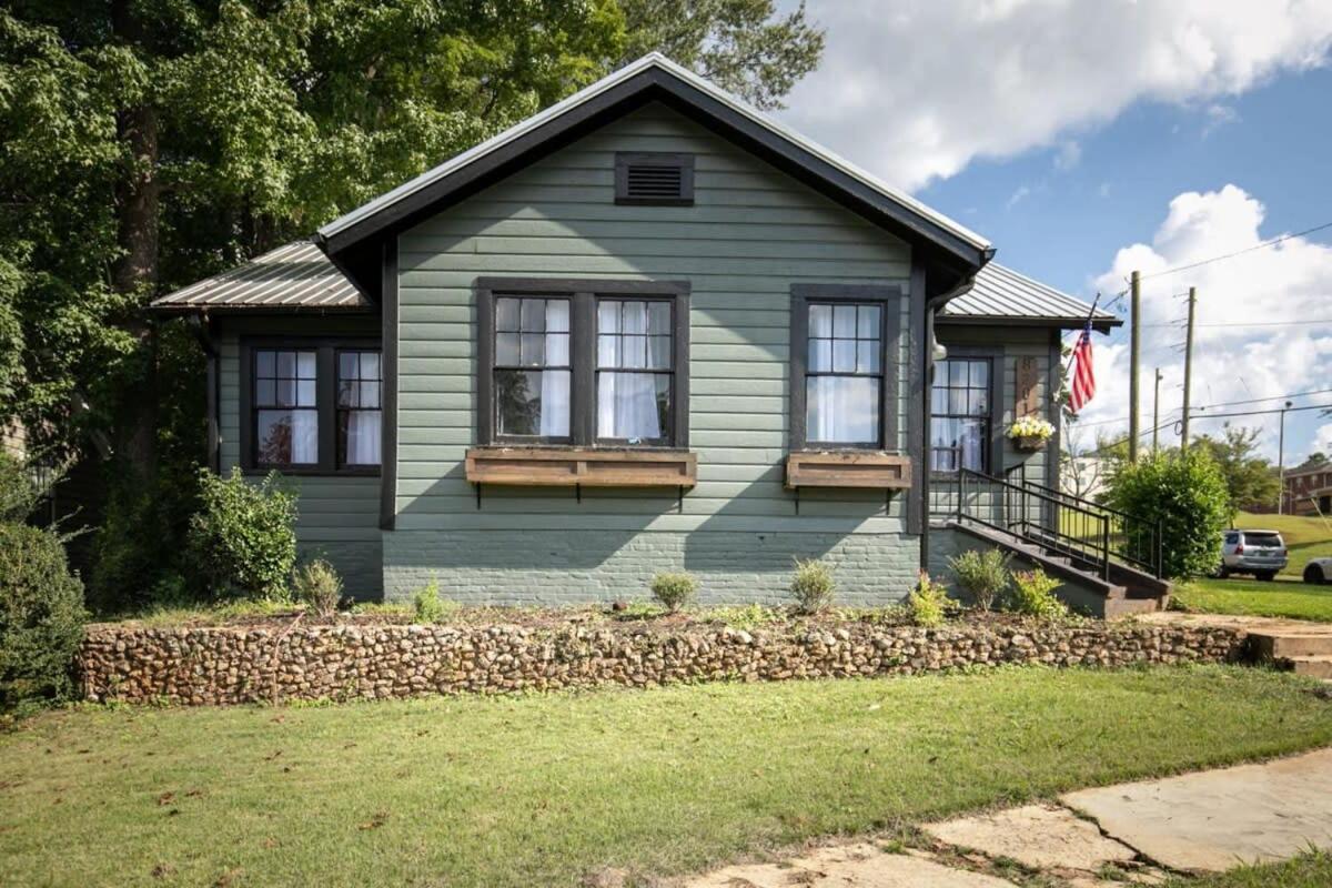 East Lake Stunner-Located At The Foot Of The Ruffner Mountains Μπέρμινχαμ Εξωτερικό φωτογραφία