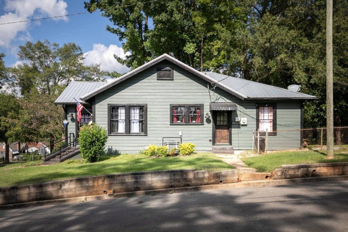 East Lake Stunner-Located At The Foot Of The Ruffner Mountains Μπέρμινχαμ Εξωτερικό φωτογραφία
