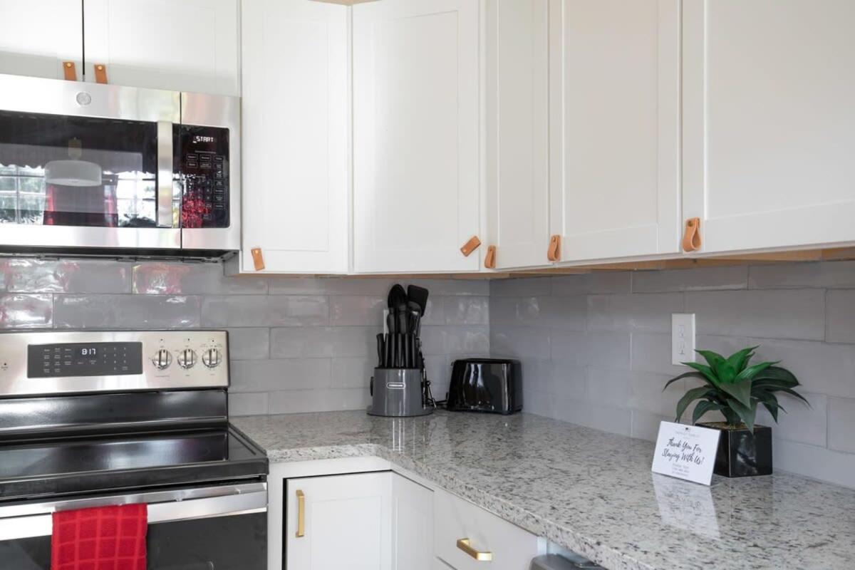 East Lake Stunner-Located At The Foot Of The Ruffner Mountains Μπέρμινχαμ Εξωτερικό φωτογραφία