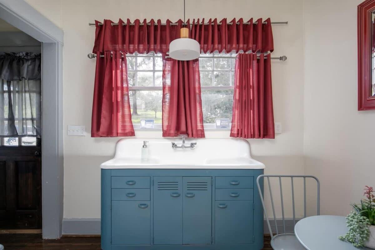 East Lake Stunner-Located At The Foot Of The Ruffner Mountains Μπέρμινχαμ Εξωτερικό φωτογραφία